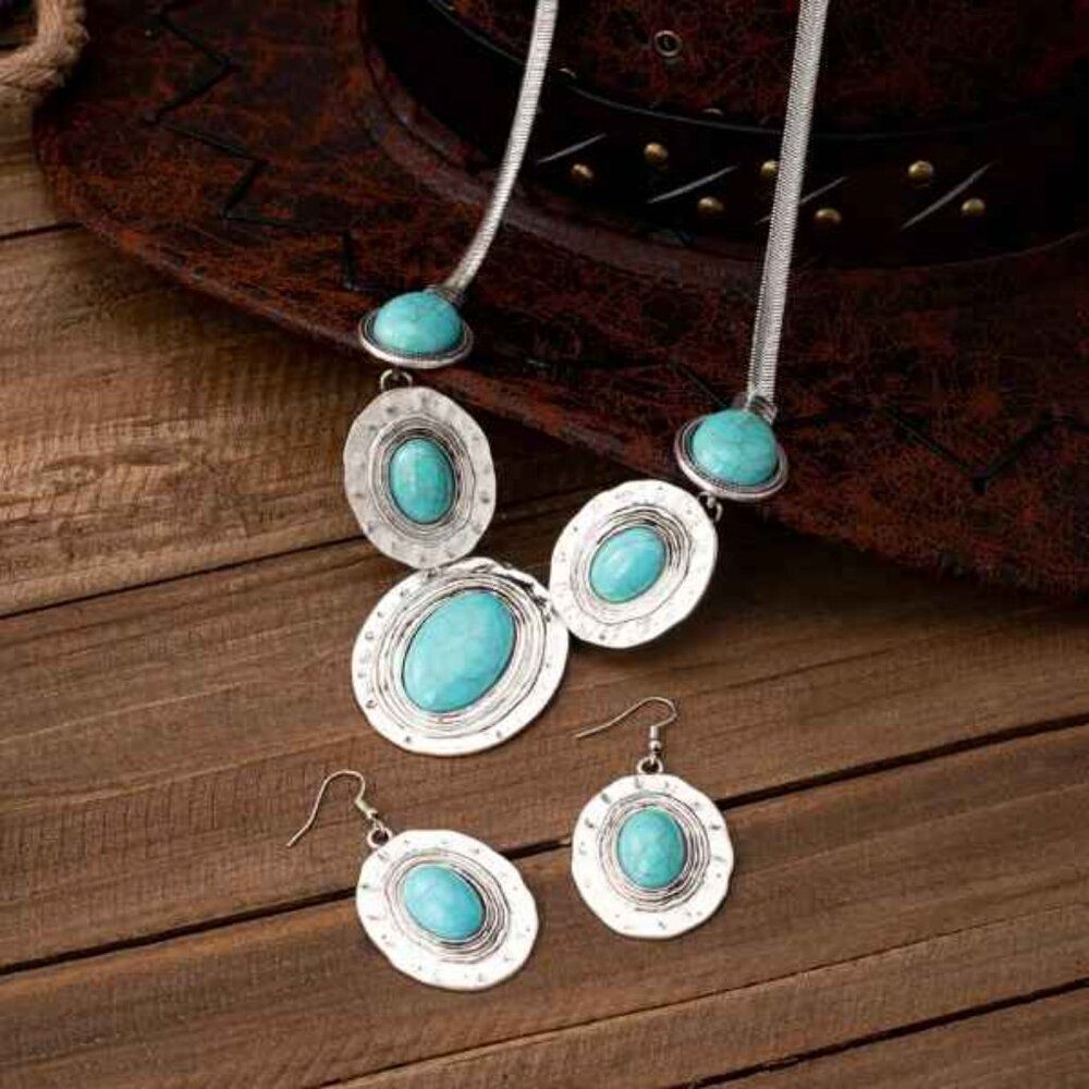 Western Boho Turquoise Silver Necklace and Earring Set - Picture 9 of 11